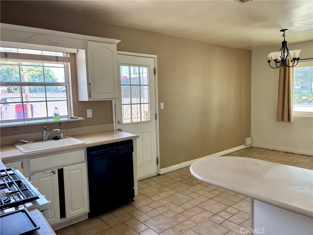 14172 Edwards Street Westminster, CA 92683