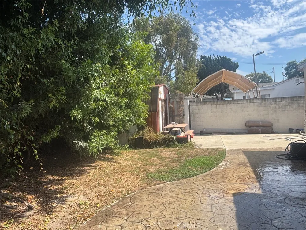 14172 Edwards Street Westminster, CA 92683