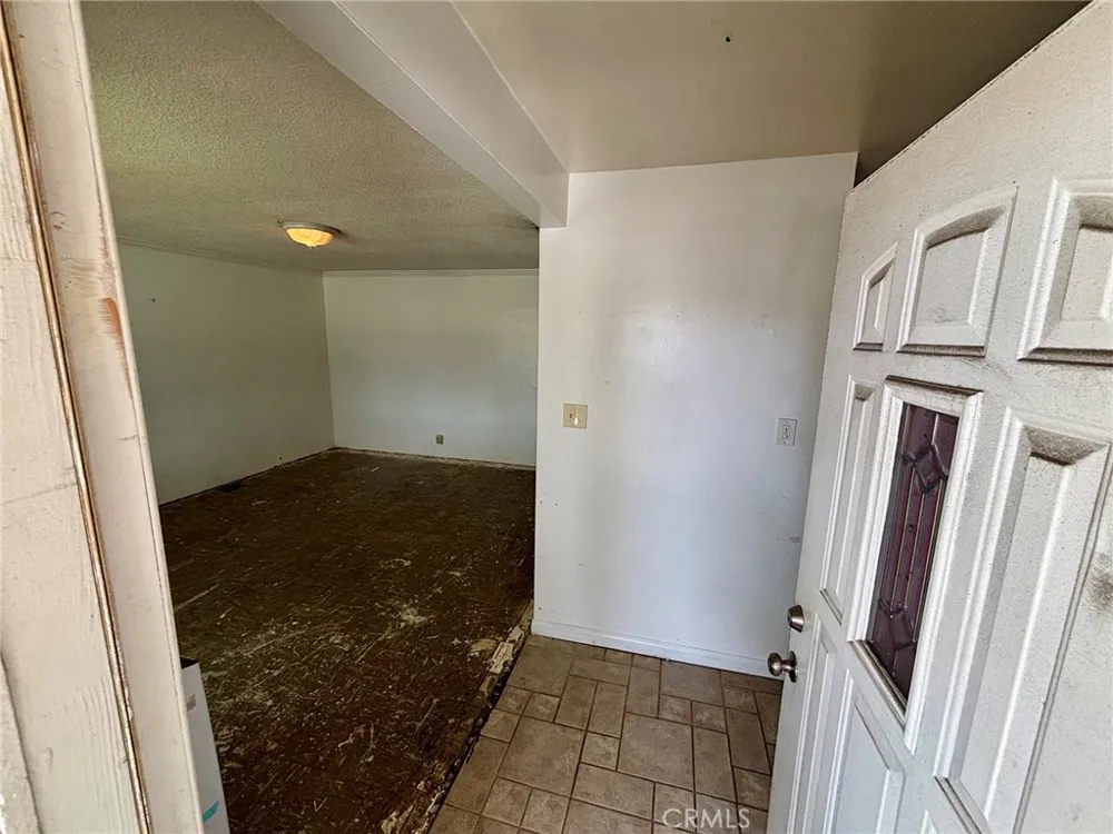 14172 Edwards Street Westminster, CA 92683