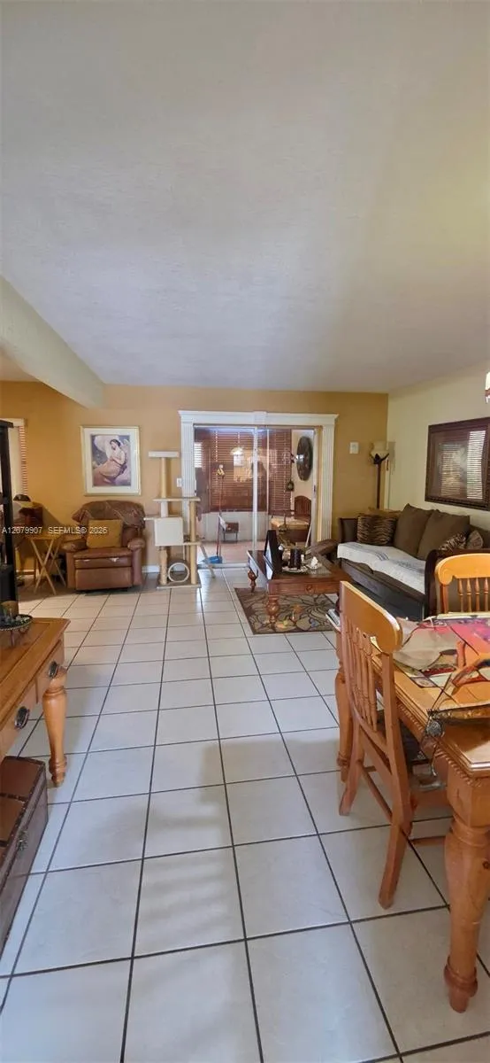 2728 Garden Dr N #112 Lake Worth, FL 33461