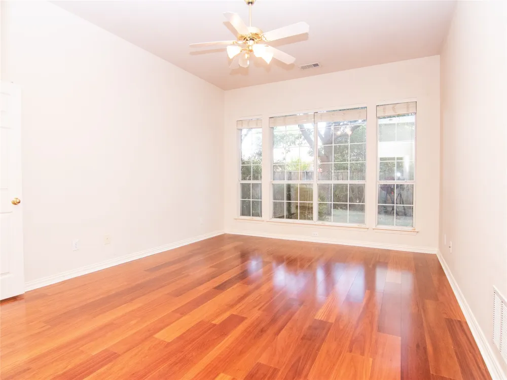3916 Sharondale Drive Flower Mound, TX 75022