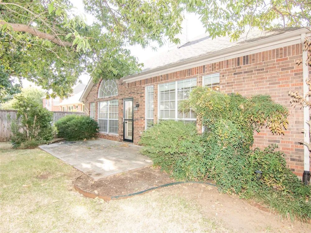 3916 Sharondale Drive Flower Mound, TX 75022