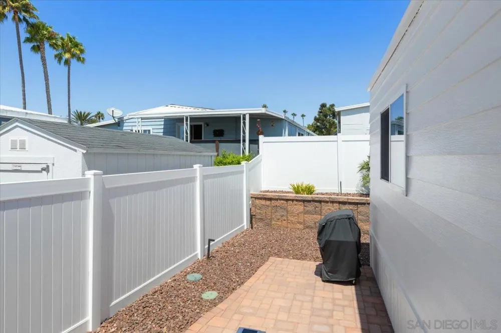 7220 San Benito Street #347 Carlsbad, CA 92011