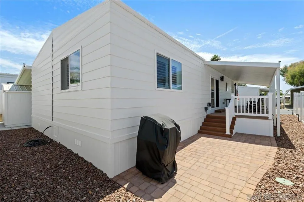 7220 San Benito Street #347 Carlsbad, CA 92011