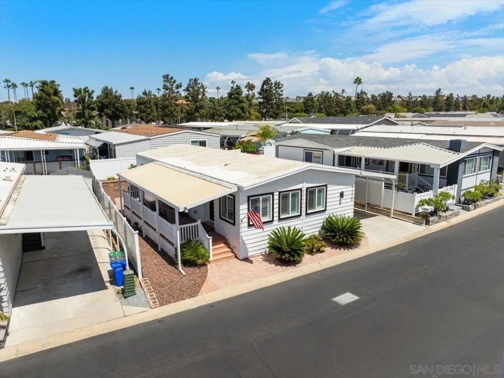 7220 San Benito Street #347 Carlsbad, CA 92011