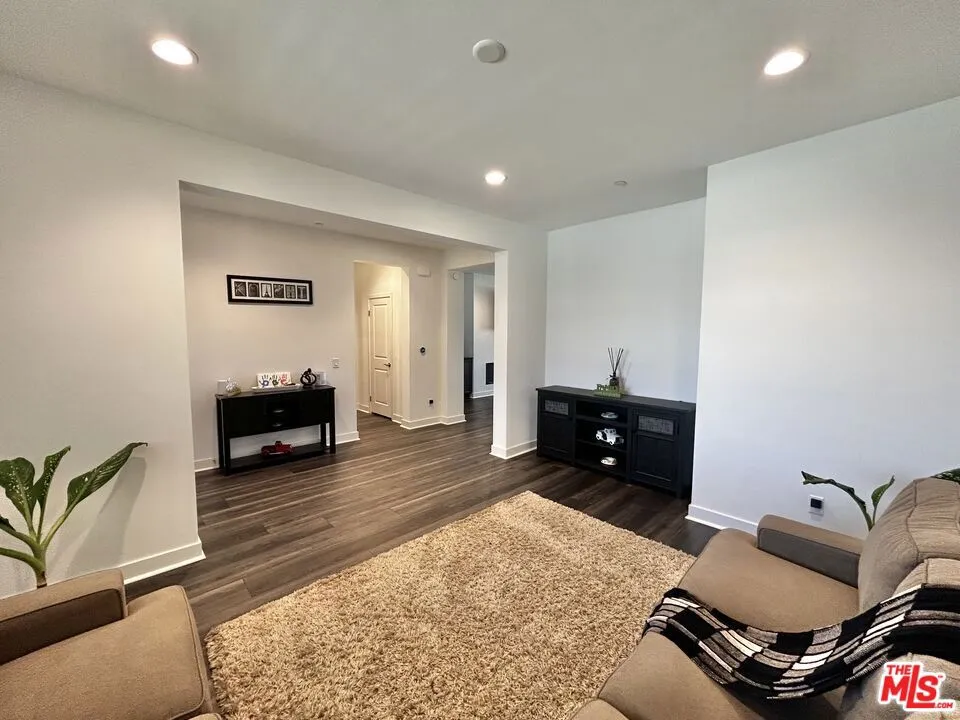 39186 Pinto Court Palmdale, CA 93551
