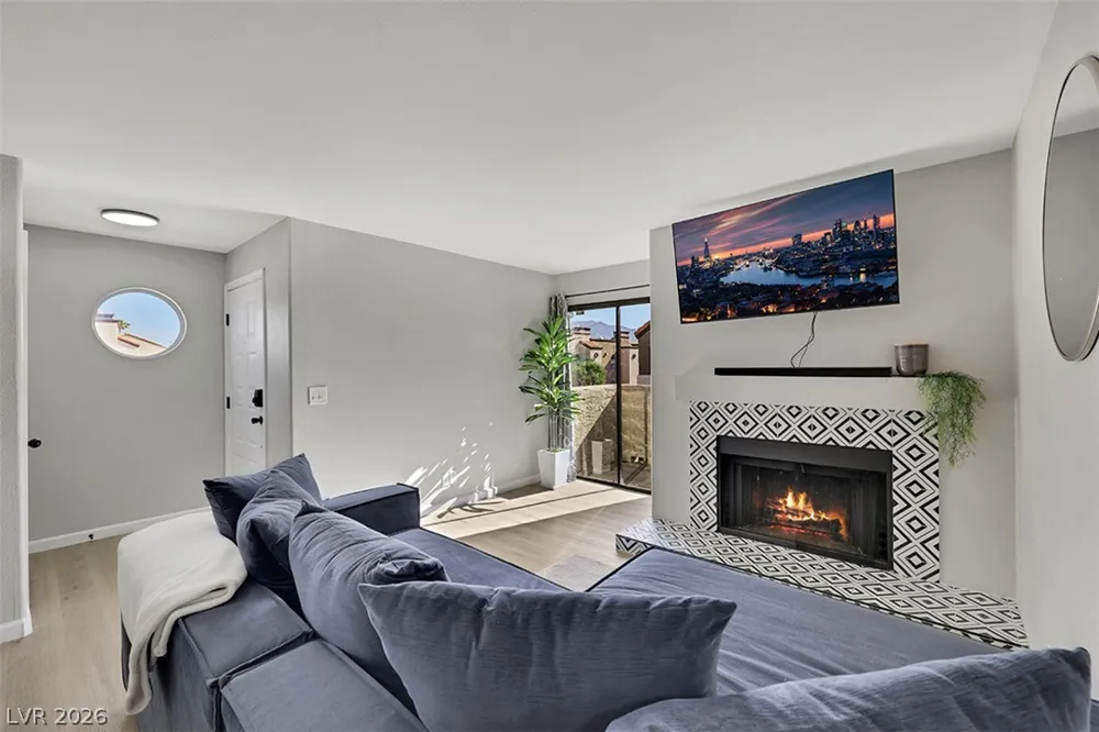 2984 Juniper Hills Boulevard #204 Las Vegas, NV 89142