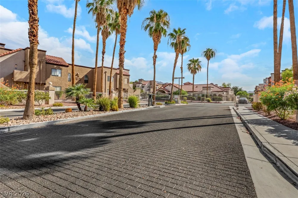 2984 Juniper Hills Boulevard #204 Las Vegas, NV 89142