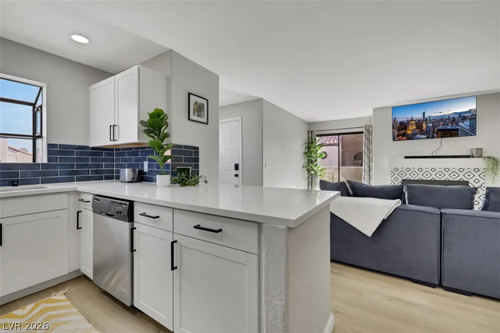 2984 Juniper Hills Boulevard #204 Las Vegas, NV 89142
