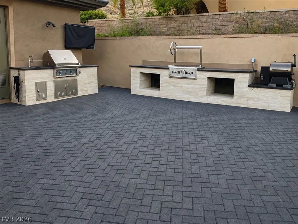 2577 Red Arrow Drive Las Vegas, NV 89135