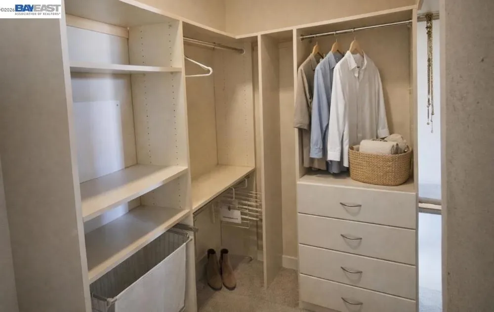 201 4Th St #408 Oakland, CA 94607