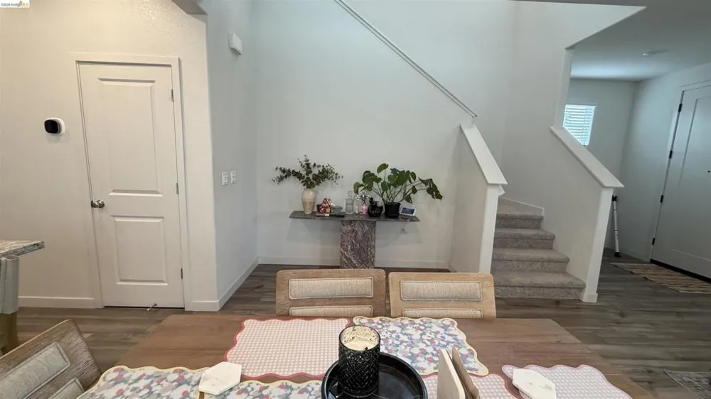 215 Manatee Suisun City, CA 94585
