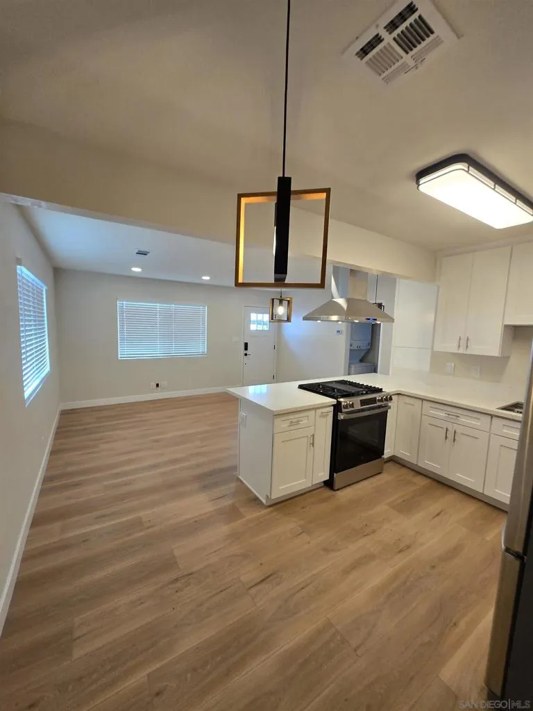 2130 E 5th ST National City, CA 91950