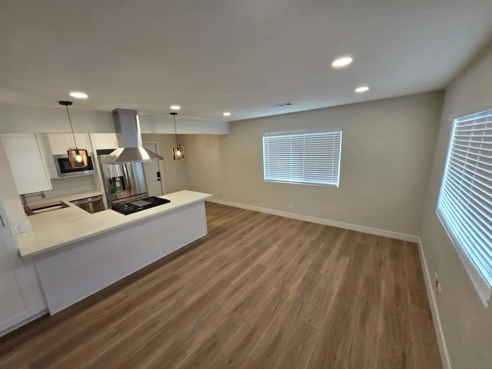 2130 E 5th ST National City, CA 91950