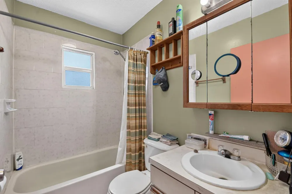 207227 Ethelyn Drive West Palm Beach, FL 33415
