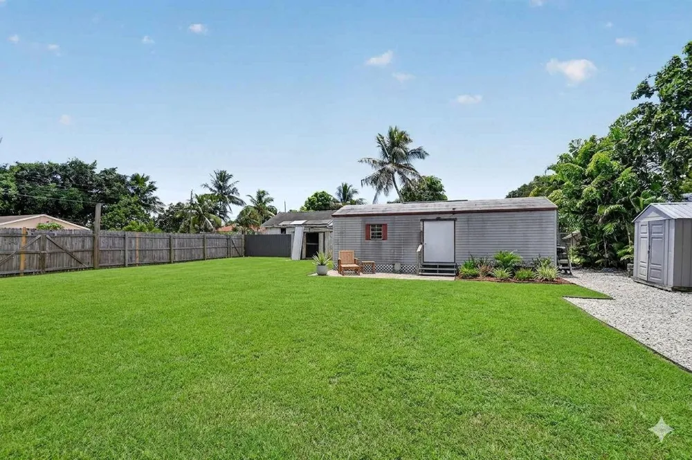 207227 Ethelyn Drive West Palm Beach, FL 33415