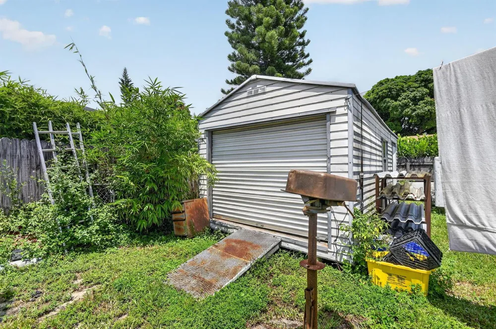 207227 Ethelyn Drive West Palm Beach, FL 33415