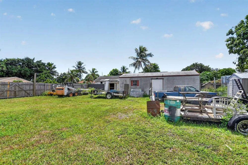 207227 Ethelyn Drive West Palm Beach, FL 33415
