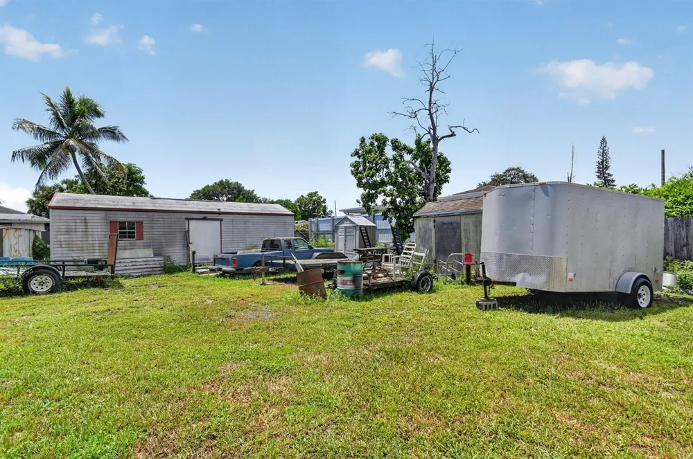 207227 Ethelyn Drive West Palm Beach, FL 33415