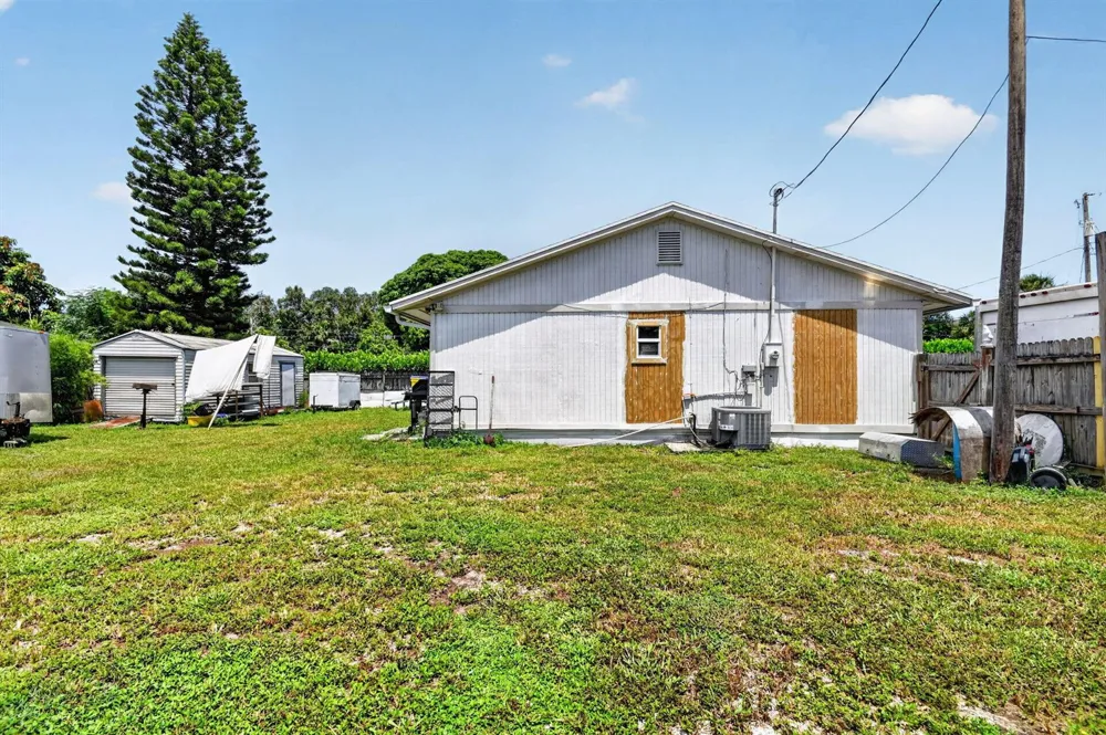 207227 Ethelyn Drive West Palm Beach, FL 33415