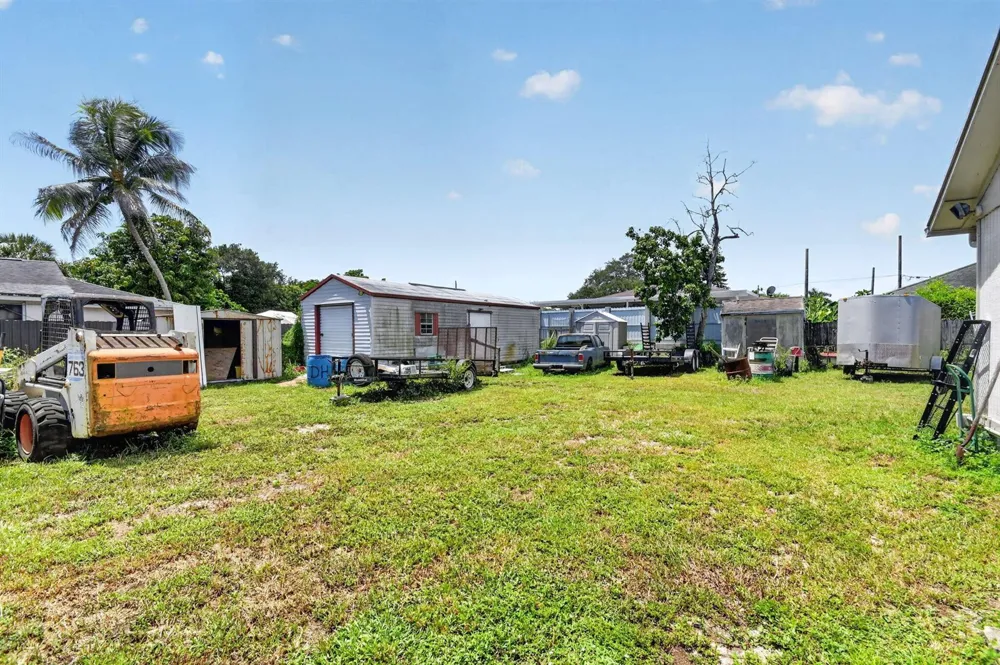 207227 Ethelyn Drive West Palm Beach, FL 33415
