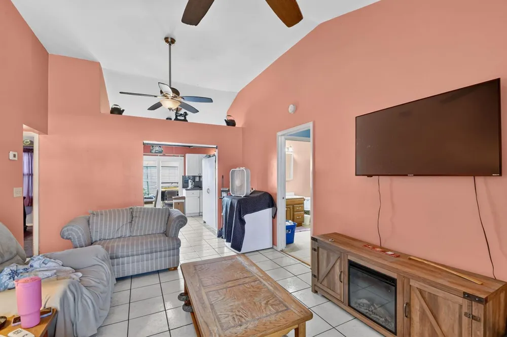 207227 Ethelyn Drive West Palm Beach, FL 33415