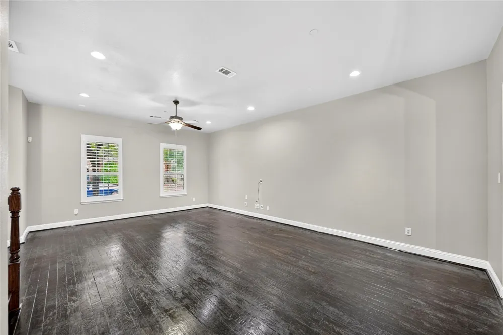 8607 Calvin Road Irving, TX 75063