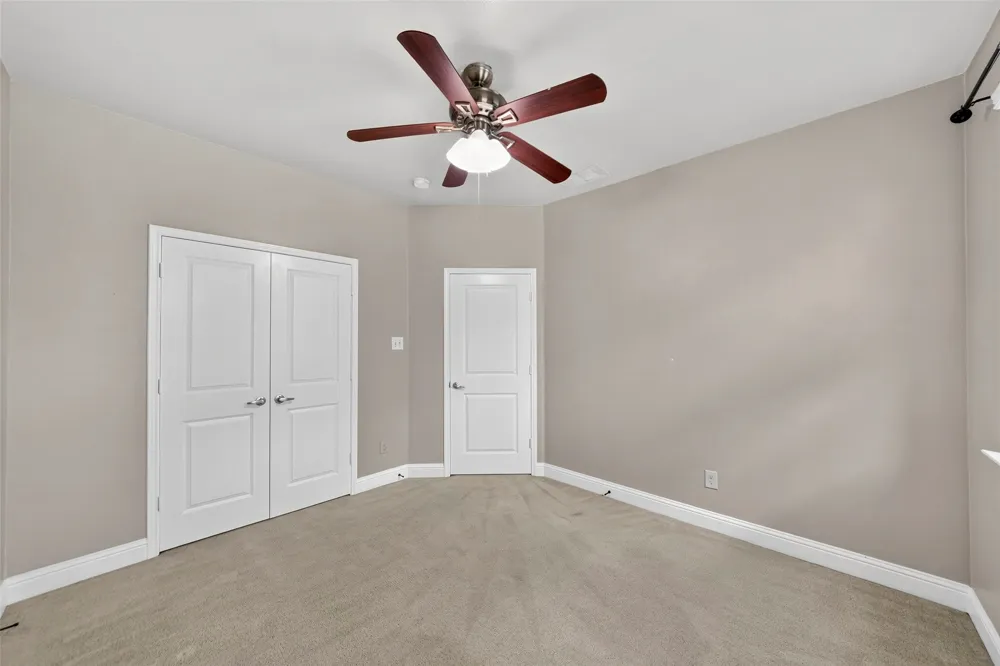 8607 Calvin Road Irving, TX 75063