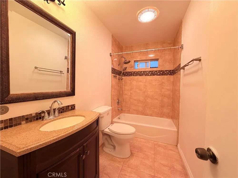 1525 W Houston Fullerton, CA 92833