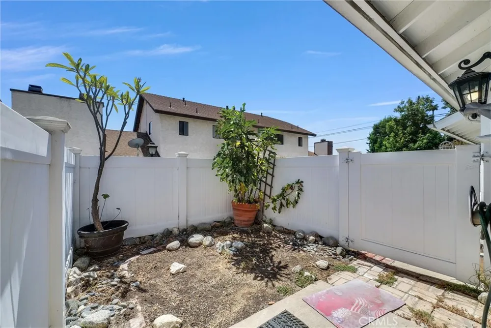 1178 Sunflower Covina, CA 91724