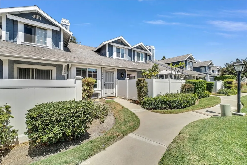 1178 Sunflower Covina, CA 91724