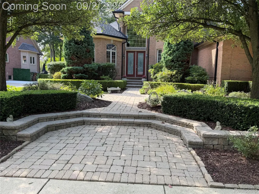 13046 Partridge Run Shelby Charter Township, MI 48315