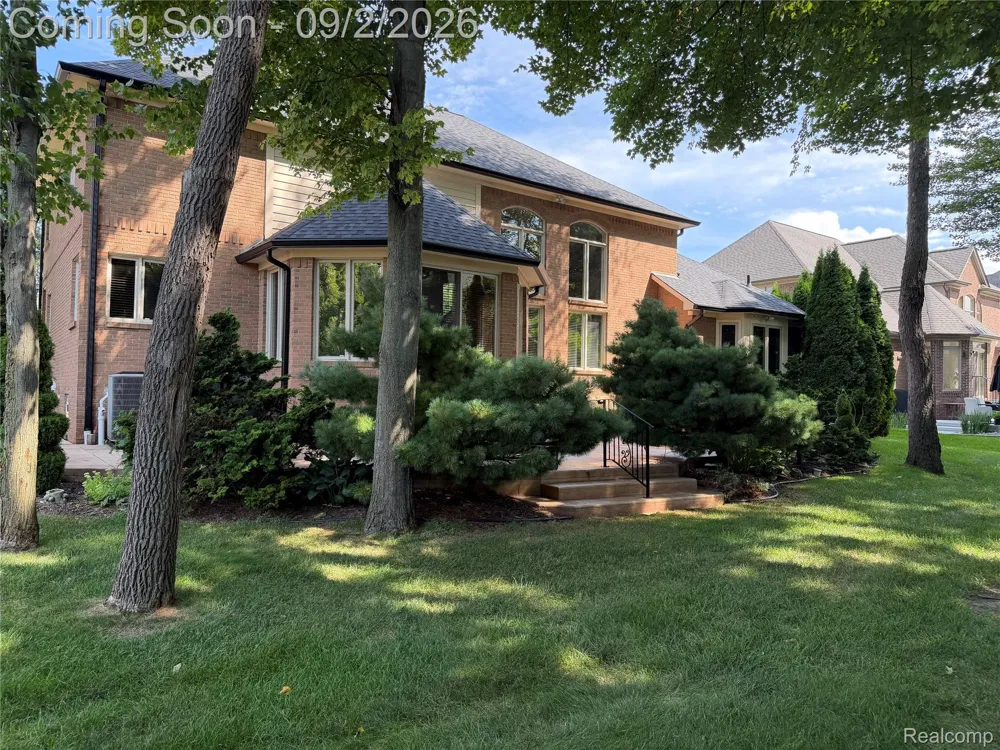 13046 Partridge Run Shelby Charter Township, MI 48315