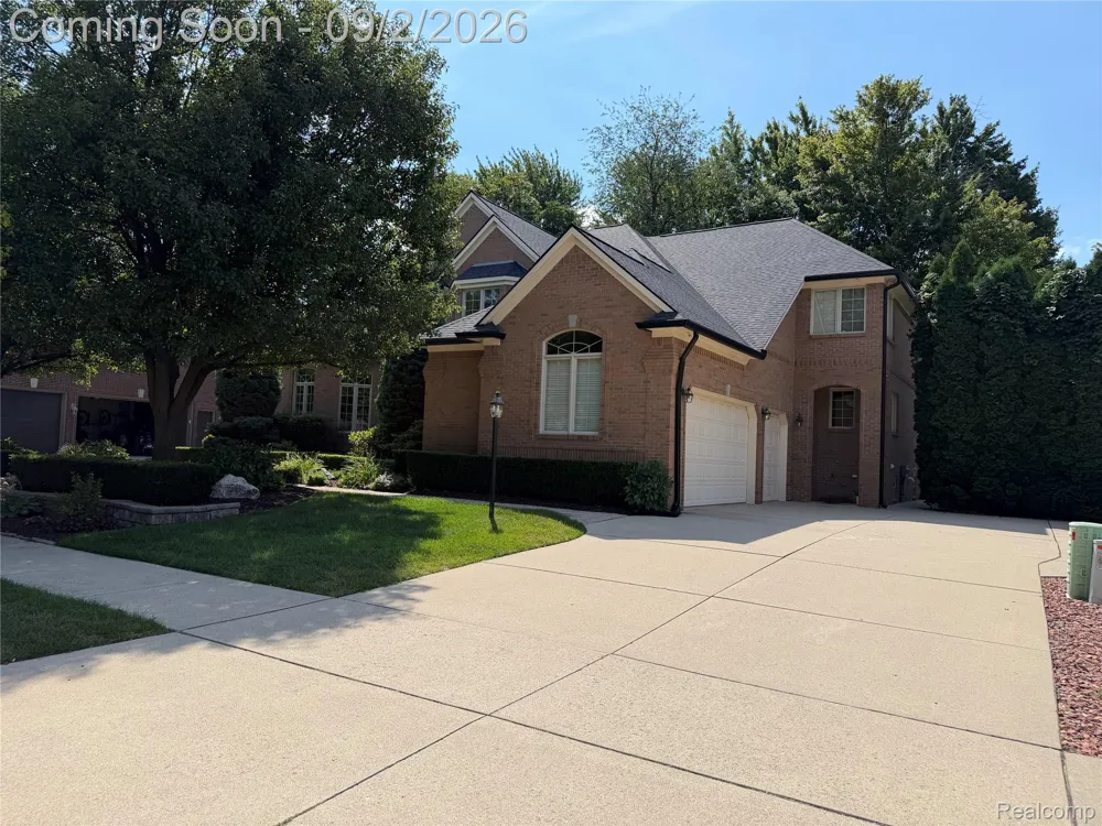 13046 Partridge Run Shelby Charter Township, MI 48315