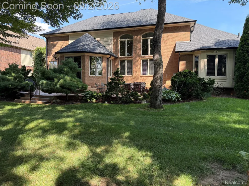 13046 Partridge Run Shelby Charter Township, MI 48315