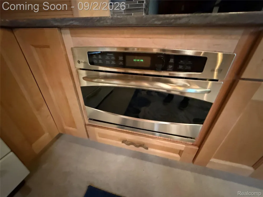 13046 Partridge Run Shelby Charter Township, MI 48315