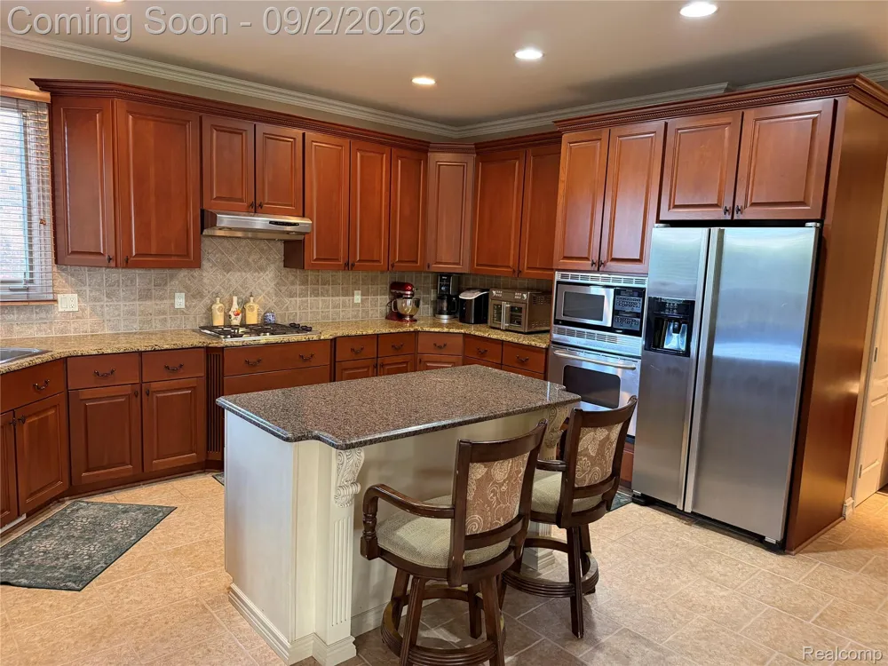 13046 Partridge Run Shelby Charter Township, MI 48315