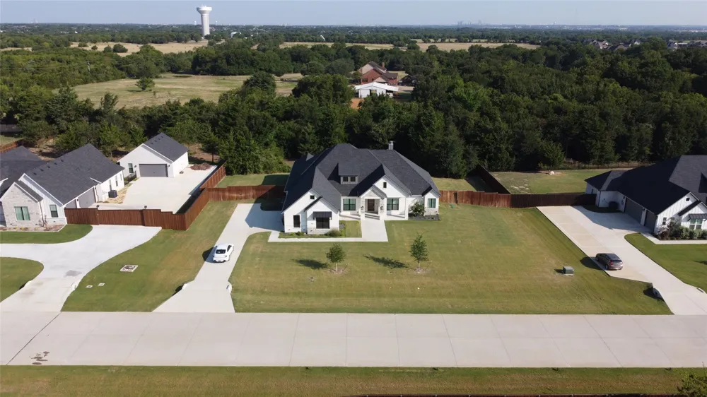 4231 Spring Garden Road Midlothian, TX 76065
