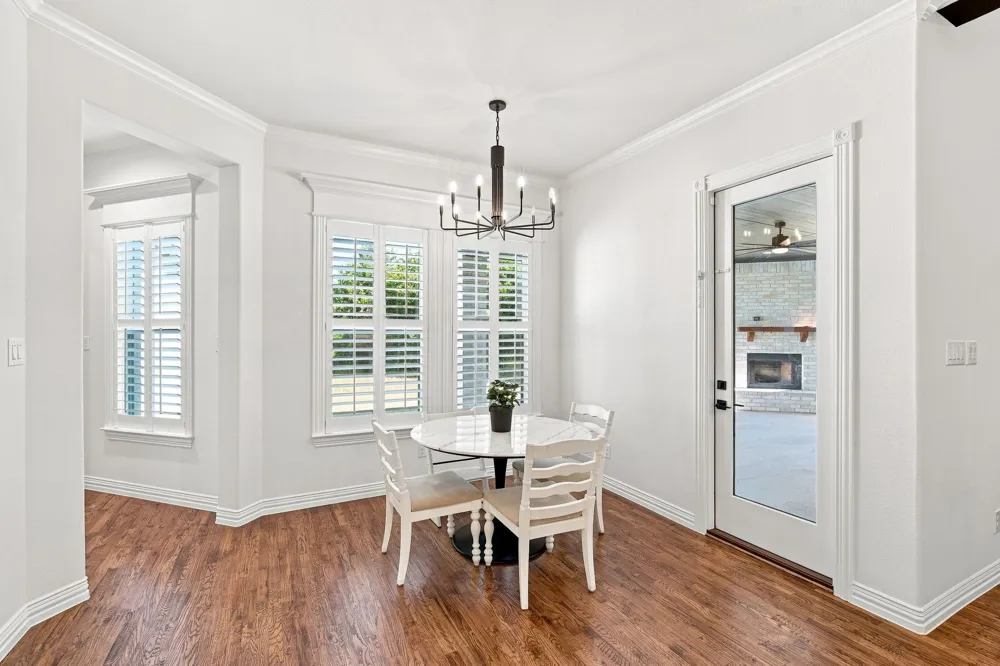 4231 Spring Garden Road Midlothian, TX 76065