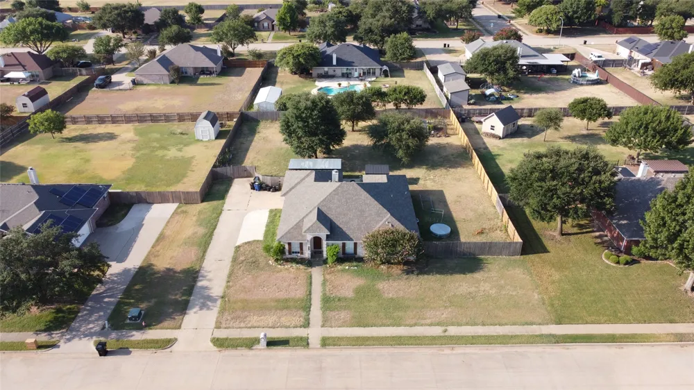4231 Spring Garden Road Midlothian, TX 76065