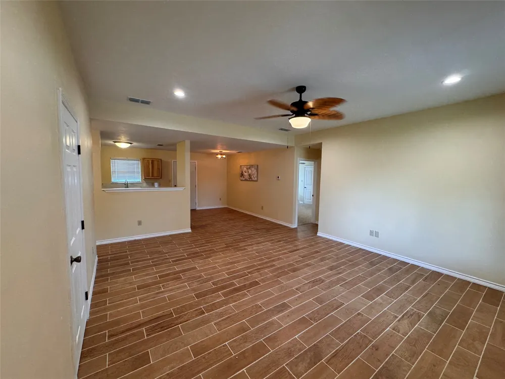 2910 Wenwood Road Abilene, TX 79606