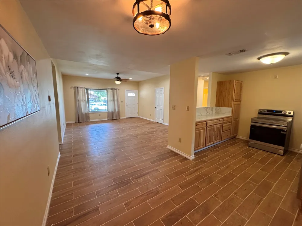 2910 Wenwood Road Abilene, TX 79606