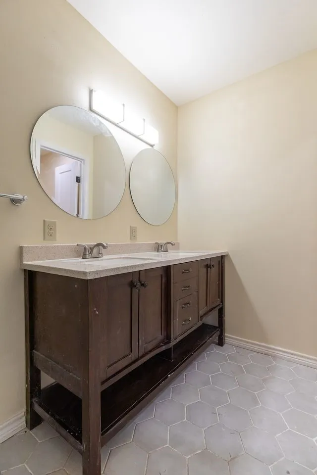 2910 Wenwood Road Abilene, TX 79606