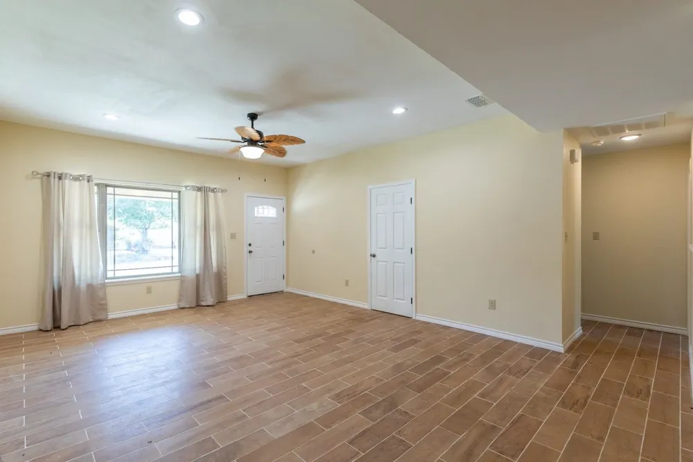 2910 Wenwood Road Abilene, TX 79606