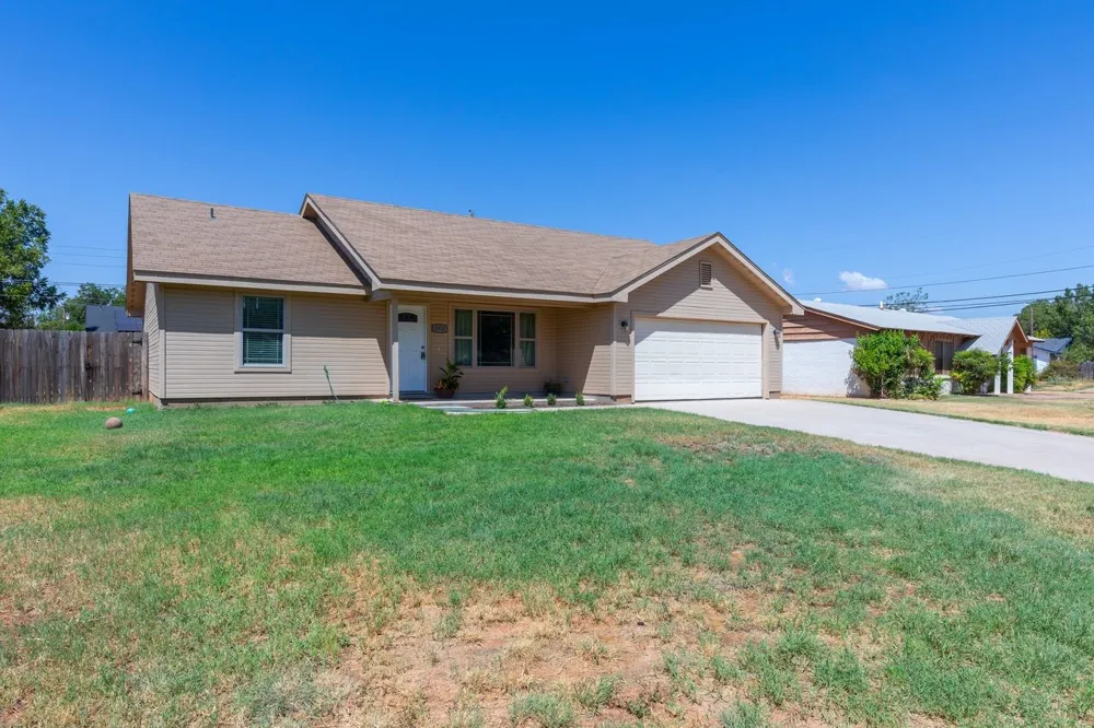 2910 Wenwood Road Abilene, TX 79606