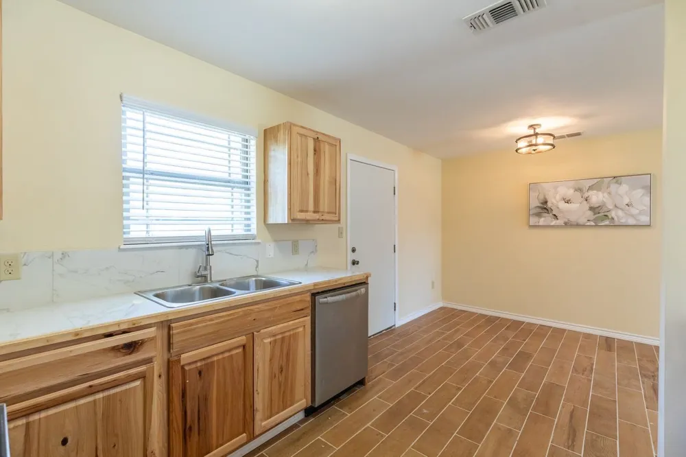 2910 Wenwood Road Abilene, TX 79606