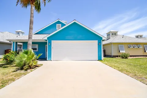 2711 Lakeview Drive