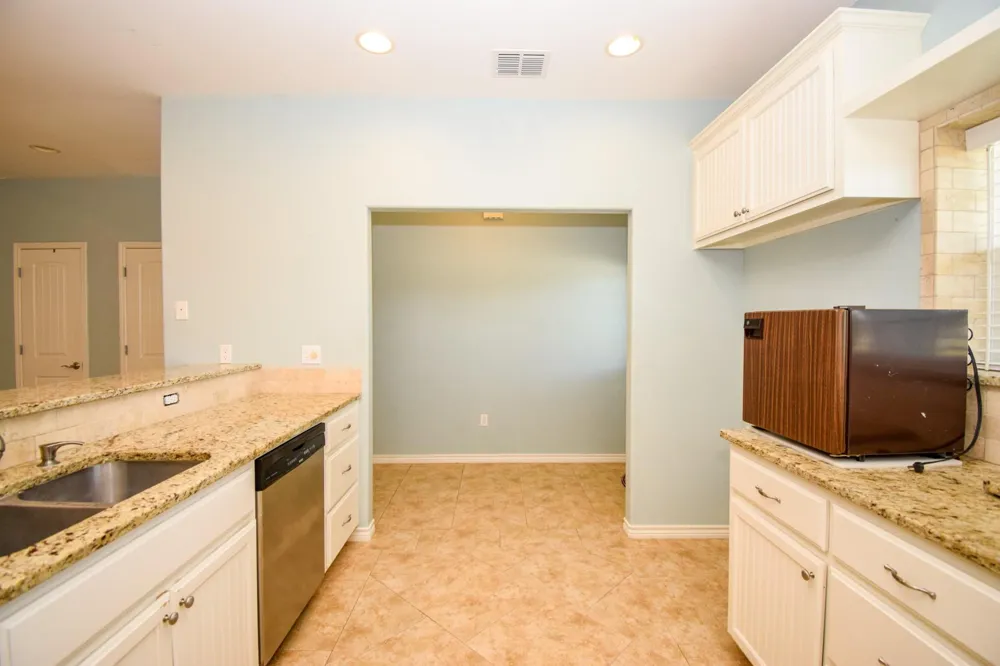 2711 Lakeview Drive Rockport, TX 78382