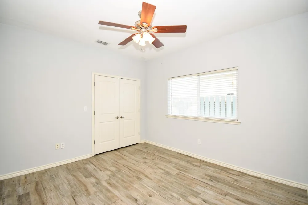 2711 Lakeview Drive Rockport, TX 78382