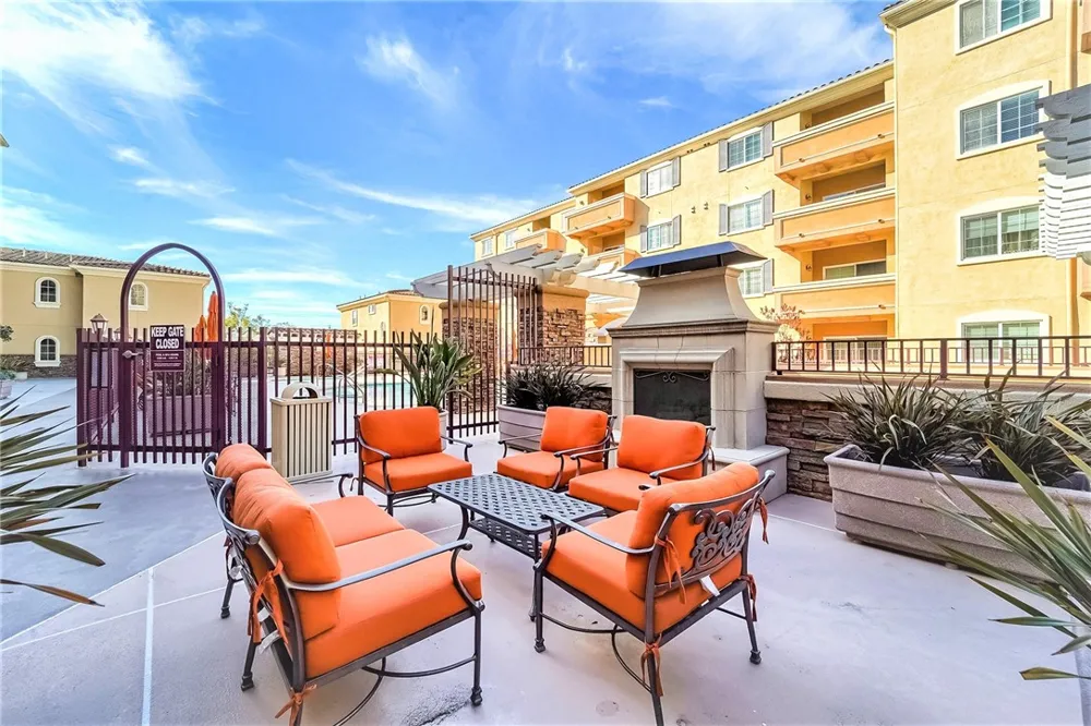 21345 Hawthorne #201 Torrance, CA 90503